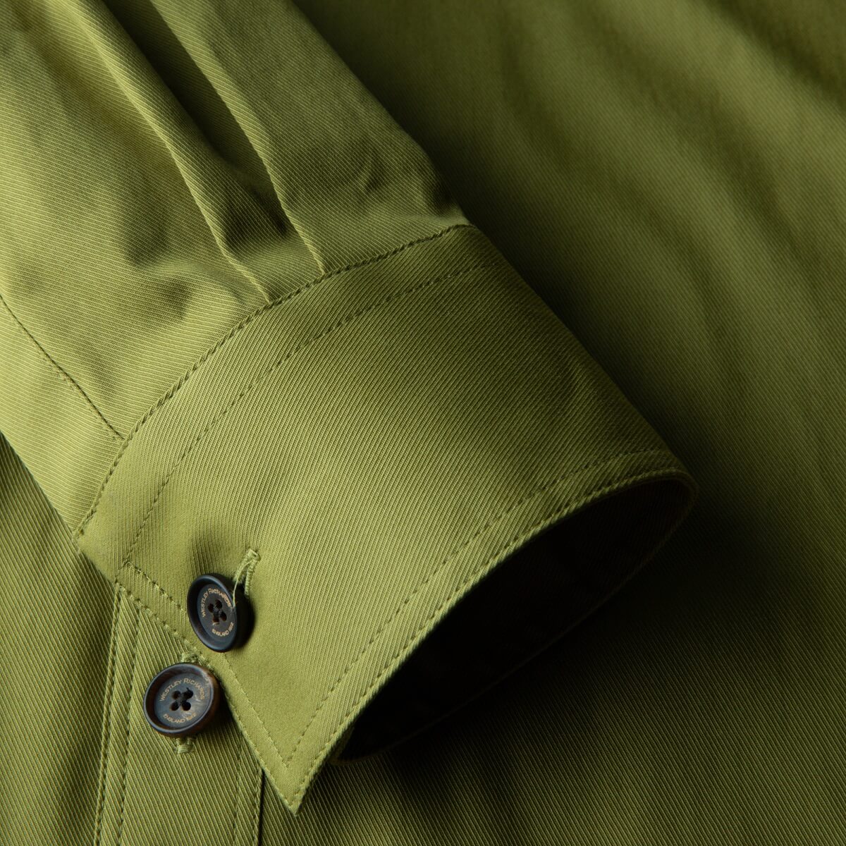 Campaign Safari Shirt in Khaki Green